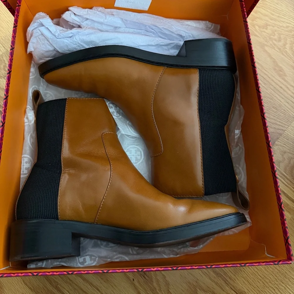 Tory Burch Chelsea Boot--Sierra Antik (8.5)